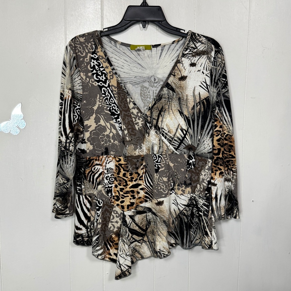Acorn Womens Size XL Long Sleeve Animal Print Asymmetrical Hem Top V Neck